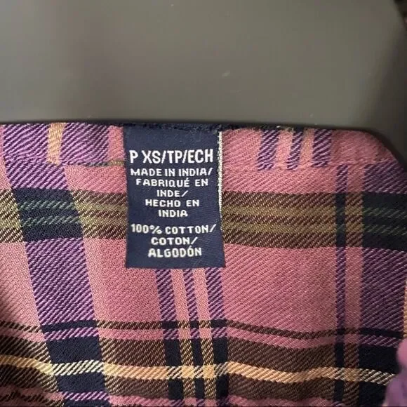 Chaps Plaid Button Down Blouse with Double pockets - Picture 3 of 4